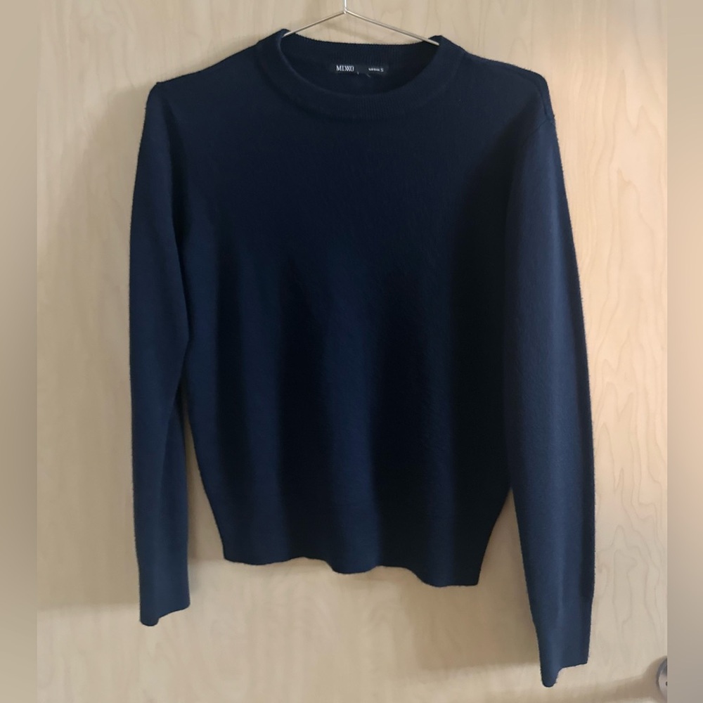 Mixxo navy sweater